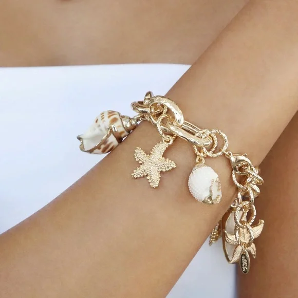 Ettika Gold Mermaid Tears Shell Bracelet - Picture 2 of 3